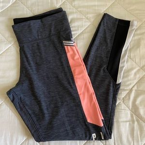 PINK Ultimate Leggings